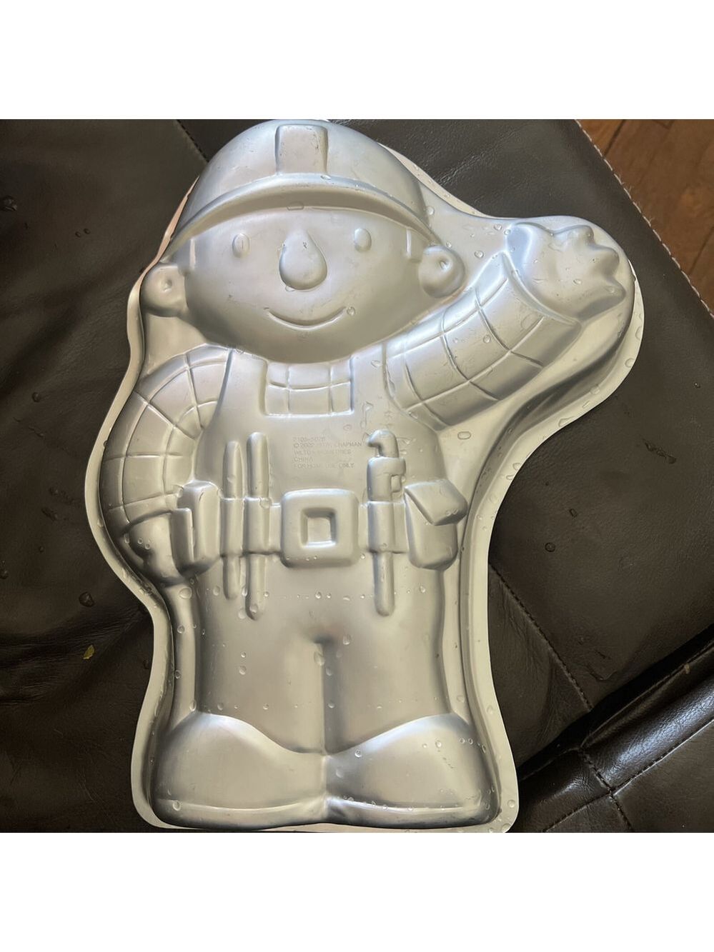 2002 Wilton Bob The Builder Aluminum Cake Pan 2105-5025